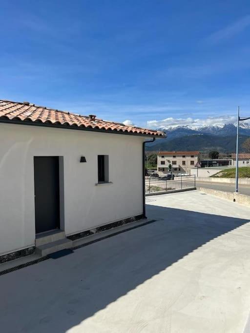 Logement Neuf-Ghisonaccia Centre, A 5Min De La Mer エクステリア 写真